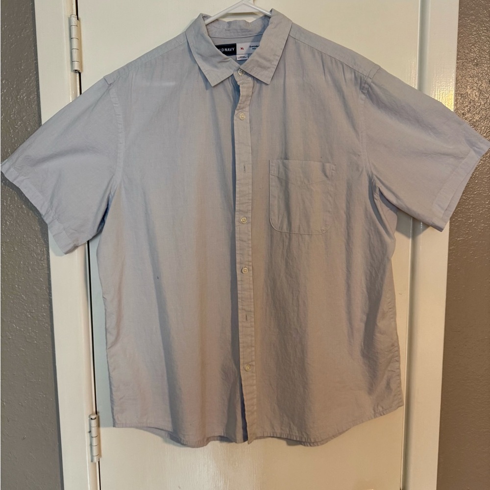 Old Navy Men's Casual Light Blue Button Down Shirt